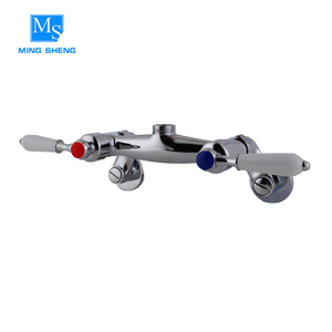 doble palanca <span class=keywords><strong>cocina</strong></span> <span class=keywords><strong>de</strong></span> restaurante flexible <span class=keywords><strong>grifo</strong></span> <span class=keywords><strong>de</strong></span> montaje en pared prerinse <span class=keywords><strong>con</strong></span> <span class=keywords><strong>extensible</strong></span> <span class=keywords><strong>de</strong></span> la <span class=keywords><strong>manguera</strong></span> - Product Image 3