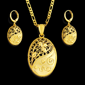 Set di Gioielli <span class=keywords><strong>JH</strong></span> di Tendenza con Orecchini Ovali Semi-Cavi Placcati Oro e Collana con Ciondolo - Product Image 3