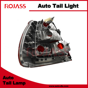 Feu arrière droit T/T ABS 12V Standard Size 5 PCS 63216946536 pour BMW 3 Series <span class=keywords><strong>E46</strong></span> Car Repair Parts - Product Image 4