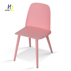 Replica mejor venta Metal pintado piernas plástico PP silla de diseño - Product Image 3