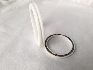 <span class=keywords><strong>PTFE</strong></span> U <span class=keywords><strong>V</strong></span> loại mùa xuân tràn đầy sinh lực con dấu <span class=keywords><strong>v</strong></span>ới t Hỗ trợ dầu thủy lực <span class=keywords><strong>v</strong></span>à cơ khí con dấu cao su nhựa NBR PU <span class=keywords><strong>v</strong></span>ật liệu - Product Image 5