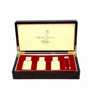 Boîte d'emballage de parfum, vente en gros, 50 pièces - Product Image 1