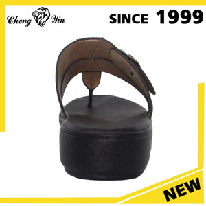Exterior hombre zapatillas <span class=keywords><strong>precio</strong></span> competitivo las sandalias Flip Flop zapatos - Product Image 4