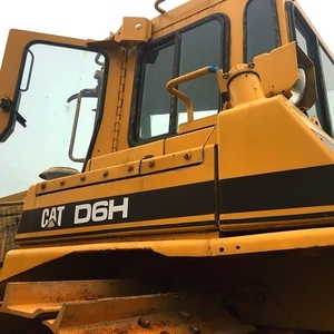 Caterpillar D6H Crawler Bulldozer Condition d'occasion avec un prix bas axé sur la boîte de vitesses des composants de base - Product Image 2