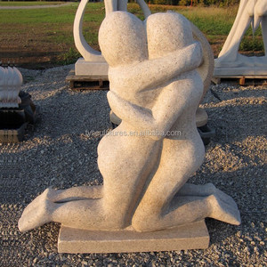 Escultura de Casal se Beijando em Granito Esculpido, Figura Abstrata em Pedra Romântica - Product Image 3