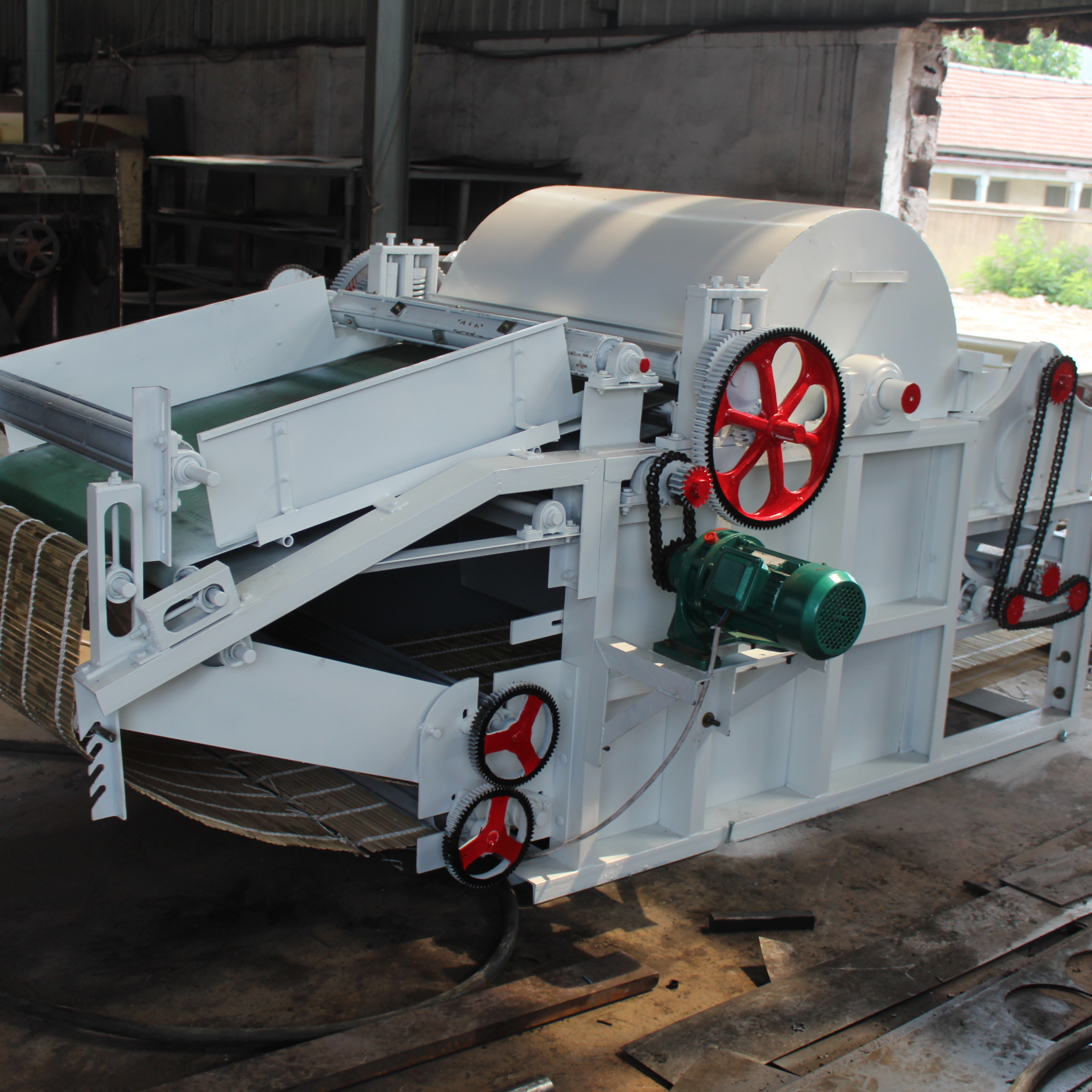 Бывшая в употреблении машина для обработки ПЭТ экструдер barmag