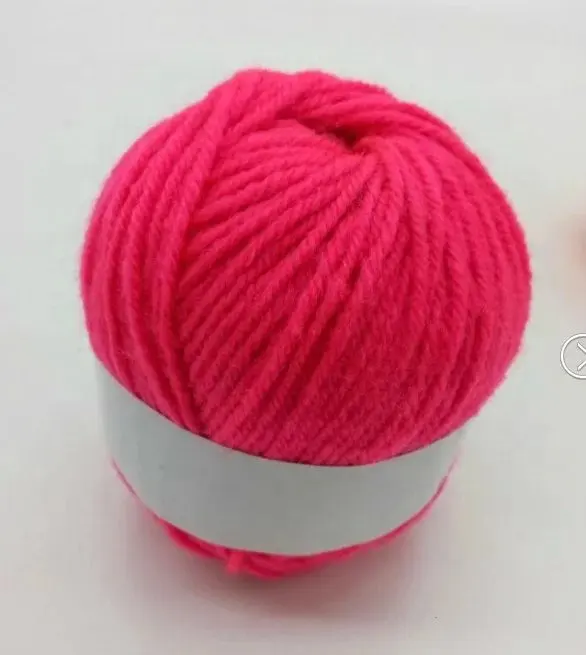 100% acrylic hand knitting yarn ball