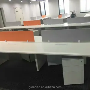 Desain Unik Sekat Meja Kantor dan Layar Meja