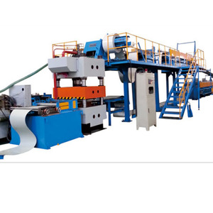 Giá tốt và chất lượng cao không liên tục PU cắt cửa nhà để xe bánh sandwich bảng điều chỉnh dây chuyền sản xuất - Product Image 3