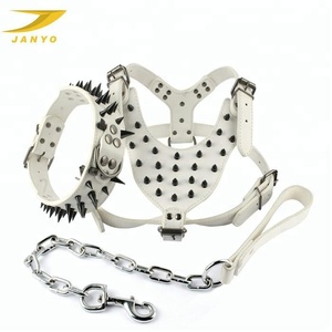 2023 <span class=keywords><strong>Fashion</strong></span> Baru Kustom Penjualan Panas Logam Keling Kulit <span class=keywords><strong>Harness</strong></span> Anjing - Product Image 2