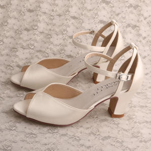 <span class=keywords><strong>Sandali</strong></span> <span class=keywords><strong>con</strong></span> <span class=keywords><strong>tacco</strong></span> alto da donna <span class=keywords><strong>marca</strong></span> Wedopus - Product Image 1