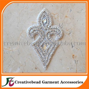 Audra emblème strass APPLIQUE - Product Image 1
