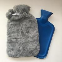 Housse de Bouillotte Super Douce en Peluche Grise de Luxe, en Caoutchouc Naturel Écologique Certifié CE, Anti-Explosion, pour Soulagement de la Douleur et Chaleur