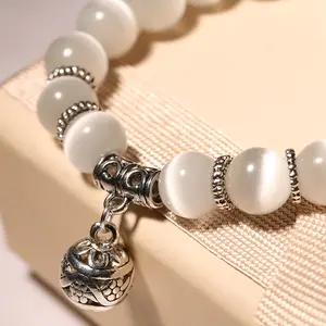 Vente chaude femmes 10mm blanc naturel opale bouddha Bracelet pierre et cristal pierres précieuses bijoux accessoire avec des prix de gros