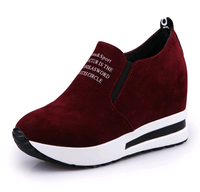 Nouvelles chaussures coréennes de style classique, chaussures de sport à enfiler, chaussures en toile décontractées, chaussures à plateforme