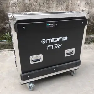 Kasus Penerbangan untuk Midas M32 Live Mixer Konsol dengan Rumah Anjing dan Roda