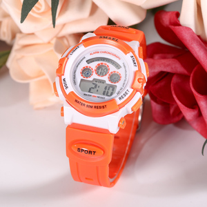 Bomaxe trẻ em nhựa <span class=keywords><strong>LCD</strong></span> kỹ thuật số thể thao đa chức năng thể thao đồng hồ bán buôn đồng hồ - Product Image 2