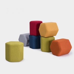 Nouveau <span class=keywords><strong>design</strong></span> vente Chaude Durable Doux tissu bois <span class=keywords><strong>tabouret</strong></span> <span class=keywords><strong>pouf</strong></span> dans le salon - Product Image 3