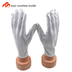 ถุงมือไมโครไฟเบอร์กันไฟฟ้าสถิตย์ขนาดกลางใช้ซ้ำได้ถุงมือกันน้ำพิมพ์โลโก้ได้ตามต้องการ - Product Image 4