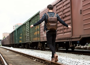 Zaino <span class=keywords><strong>in</strong></span> <span class=keywords><strong>Pelle</strong></span> di Design per Campeggio, Borsa da Escursionismo Stile Casual, Zaini Vintage <span class=keywords><strong>in</strong></span> <span class=keywords><strong>Pelle</strong></span> per Uomo - Product Image 5