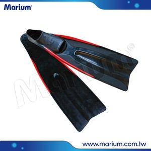 Aletas de Buceo de Diseño Completo para un Drenaje Rápido - Product Image 3