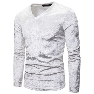 Maglietta con scollo a V <span class=keywords><strong>in</strong></span> <span class=keywords><strong>velluto</strong></span> tinta unita da uomo all'ingrosso 2022 - Product Image 1