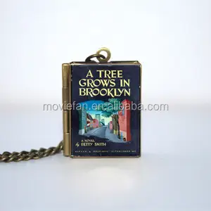A Tree Grows in Brooklyn Betty Smith - Classic Novel Book Locket Necklace keyring silver & Bronze tone