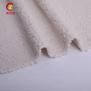 Les fabricants fournissent de haute qualité doux, confortable et écologique 100 polyester tissu polaire sherpa