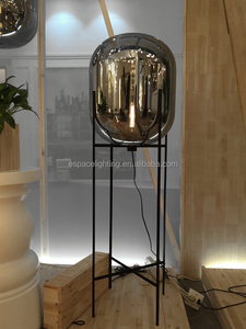 Lampada da Terra Decorativa in Vetro Oda, Grande Lampada da Terra Unica in Vetro - Product Image 4
