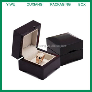 Lindo pequeño piano laca negra de madera de lujo anillo de compromiso caja - Product Image 2
