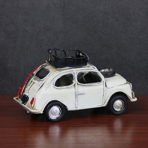 Modelo Vintage coche 1:18 Mahindra Scorpio fundición de hierro de coche de Metal hecho a mano niño regalo niños juguete decoración de oficina - Product Image 4