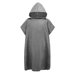 Commercio all'ingrosso Su Misura Spiaggia <span class=keywords><strong>Poncho</strong></span> <span class=keywords><strong>Asciugamano</strong></span> In Microfibra Pelle Scamosciata di Surf Con Cappuccio <span class=keywords><strong>Poncho</strong></span> Per Adulti - Product Image 3