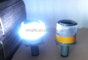 Stroboscope rotatif à LED, lumière d'urgence, tactique, lumières solaires