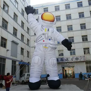Astronauta inflable gigante hecho a medida