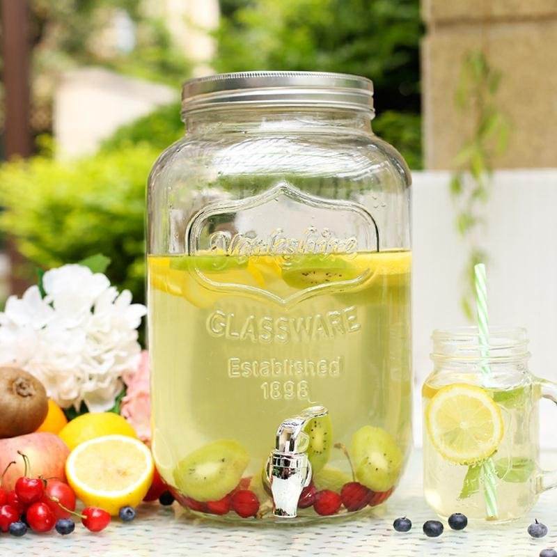 Haonai 8L glass beverage jar larger mason jar with stainless steel faucet and cover
