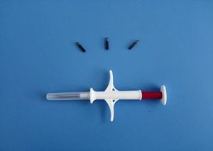 Kleinste <span class=keywords><strong>RFID</strong></span> NFC Microchips Transponder 8 MM <span class=keywords><strong>RFID</strong></span> Injectie Dier Huisdier <span class=keywords><strong>Tag</strong></span> Glas onder skin tags