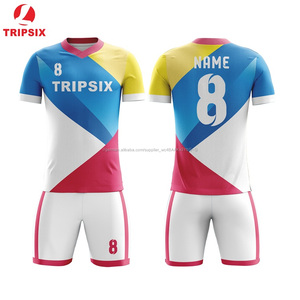 Nach Maß Günstige Grün Und Weiß Fußball-team Jersey Online - Product Image 2