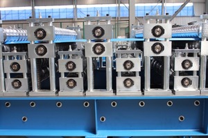Automatische Dachblech-Doppelschicht-Rollformmaschine mit CE-Zertifizierung - Product Image 5