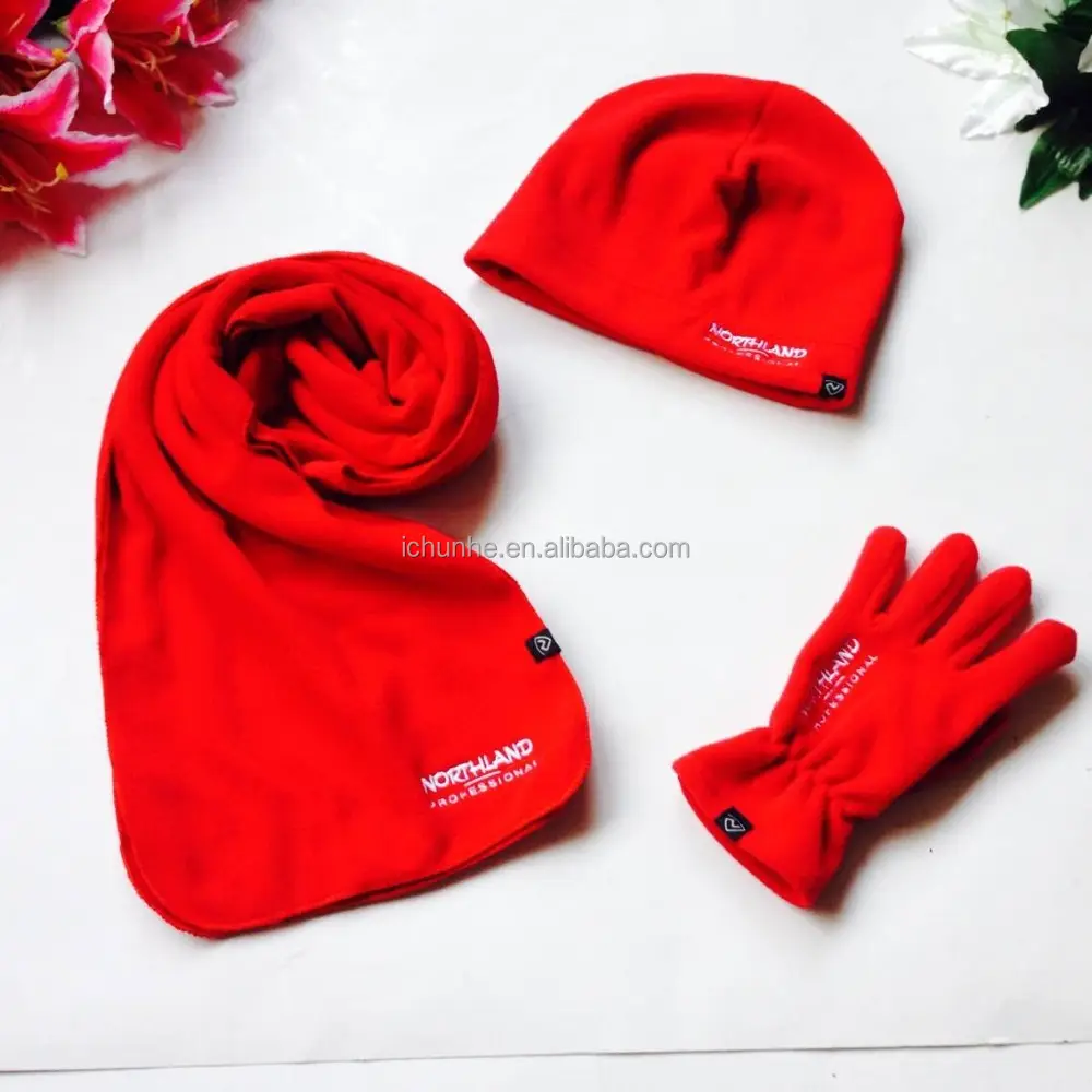 Hot sel winter polyester sjaal hoed handschoen set factory winddicht promotionele zwart pure kleur polar fleece sjaal handschoen hoed set