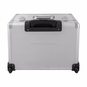 <span class=keywords><strong>Maleta</strong></span> <span class=keywords><strong>de</strong></span> viaje <span class=keywords><strong>de</strong></span> aluminio con compartimento para <span class=keywords><strong>ordenador</strong></span> portátil - Product Image 4