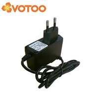 Adaptador de Corriente de Pared de 12.6W 8.4V 1.5A con Enchufe del Reino Unido, Certificación DOE VI CE UKCA RoHS para Router Wifi, Fabricante OEM