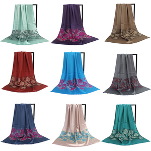 Echarpe africaine pour femmes musulmanes <span class=keywords><strong>arafat</strong></span> Echarpe noire et rouge Echarpes d'hiver en coton égyptien en vrac - Product Image 6