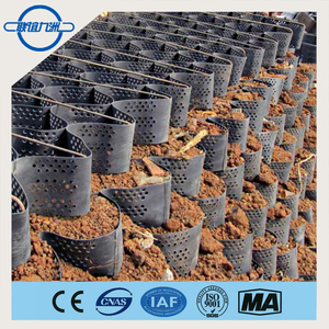 Usine <span class=keywords><strong>de</strong></span> production d'une <span class=keywords><strong>grille</strong></span> <span class=keywords><strong>de</strong></span> <span class=keywords><strong>protection</strong></span> avec la géotechnique - Product Image 4