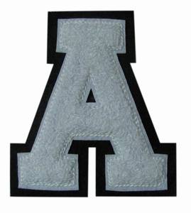 Real chenille letterman oro atlético sintió parches - Product Image 5