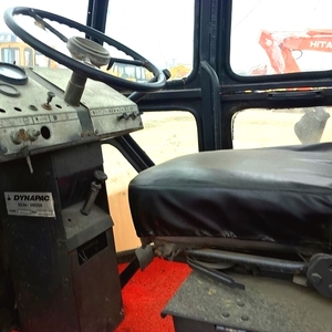 Rodillo de carretera Dynapac CA251D usado en gran oferta en buenas condiciones - Product Image 4