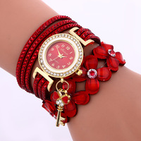 Nieuwe Hot Dames Vier Bloemen Korea Fluwelen Armband Horloge Vrouwen Horloge Quartz Horloge Vrouwen