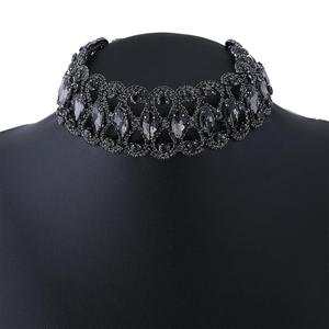 <span class=keywords><strong>Collar</strong></span> de Gargantilla de Cristal con Flores Punk de Lujo 2018, <span class=keywords><strong>Collar</strong></span> de Cadena Dorada y Plateada para Mujer, Joyería de Gargantilla para Boda - Product Image 4