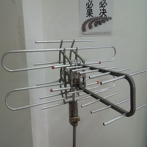 360 gradi di rotazione esterna <span class=keywords><strong>antenna</strong></span> <span class=keywords><strong>satellitare</strong></span> <span class=keywords><strong>antenna</strong></span> <span class=keywords><strong>tv</strong></span> <span class=keywords><strong>con</strong></span> <span class=keywords><strong>antenna</strong></span> <span class=keywords><strong>tv</strong></span> amplificatore 28dBi - Product Image 4