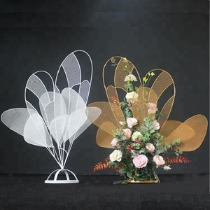 Trang Trí Đám Cưới Mới Nhất 2018 Cho Tình Yêu Giữa Bướm Và Trung Tâm Hoa - Product Image 1