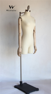 나무 팔과 매달려 유리 섬유 여성 몸통 - Product Image 3